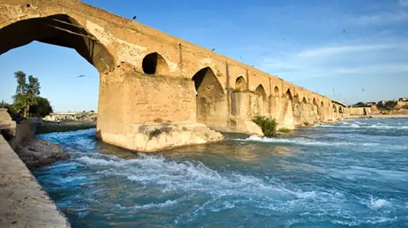 کشف جنازه سرباز معلم زیر پل آزادگان / مرگ پرابهام فرزند شیخ آبادان