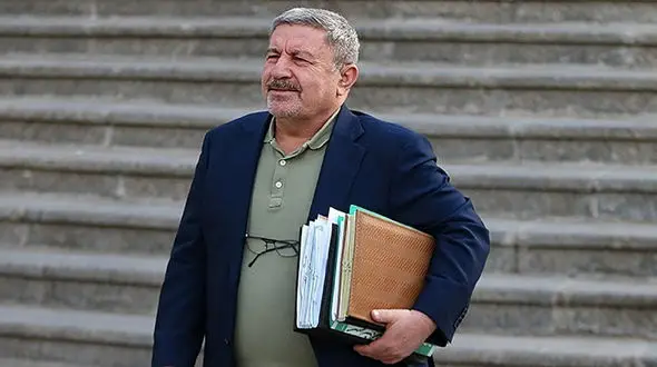 توضیحات الیاس حضرتی در مورد انتصاب معاون جدید رئیس جمهور/ جهت‌گیری برنامه‌های سقاب اصفهانی منطبق با رویکرد دولت است