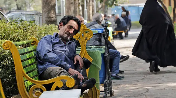 شهردار تهران روزهای اول آرمانی فکر می کرد اکنون واقع بین شده / مثل مدیران شهری پاریس باشیم