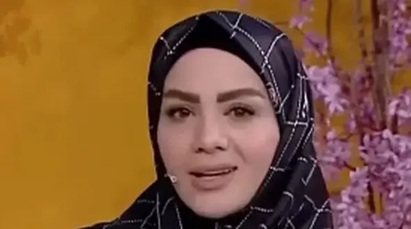 بغض خانم مجری صداوسیما روی آنتن زنده