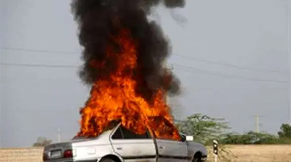 آتش‌سوزی هولناک پژو پارس در آزادراه کرج - قزوین