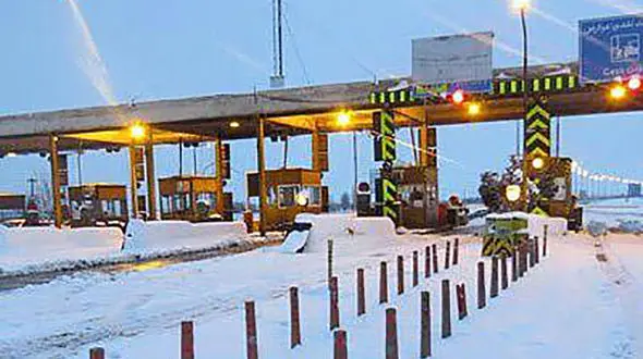 آزاد راه تبریز - زنجان مسدود است