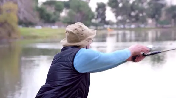 جلیقه هوشمند که مانند بخاری عمل می‌کند + فیلم