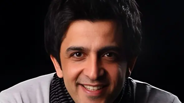 خنده های زیبای مجید یاسر در کنار دختر جذابش