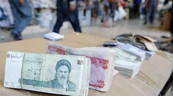 هشدار مسعود نیلی درباره تورم؛ دولت سیزدهم رکورد افزایش نقدینگی را زده است!