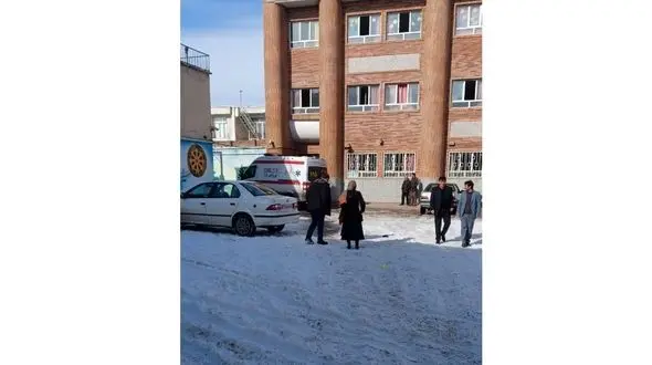 گازگرفتگی دانش آموزان در مدرسه دخترانه تیزهوشان اردبیل / 30 دانش آموز دچار مسمومیت شدند