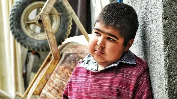 رونمایی «جعفر» سریال نوروز رنگی از تغییر تیپ و چهره جدیدش+عکس