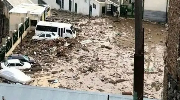 اولین فیلم هوایی از منطقه سیل زده امام زاده داوود / آمار کشته ها ا فزایش یافت