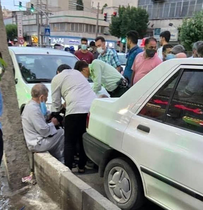 حمله اراذل و اوباش به یک روحانی در تهران