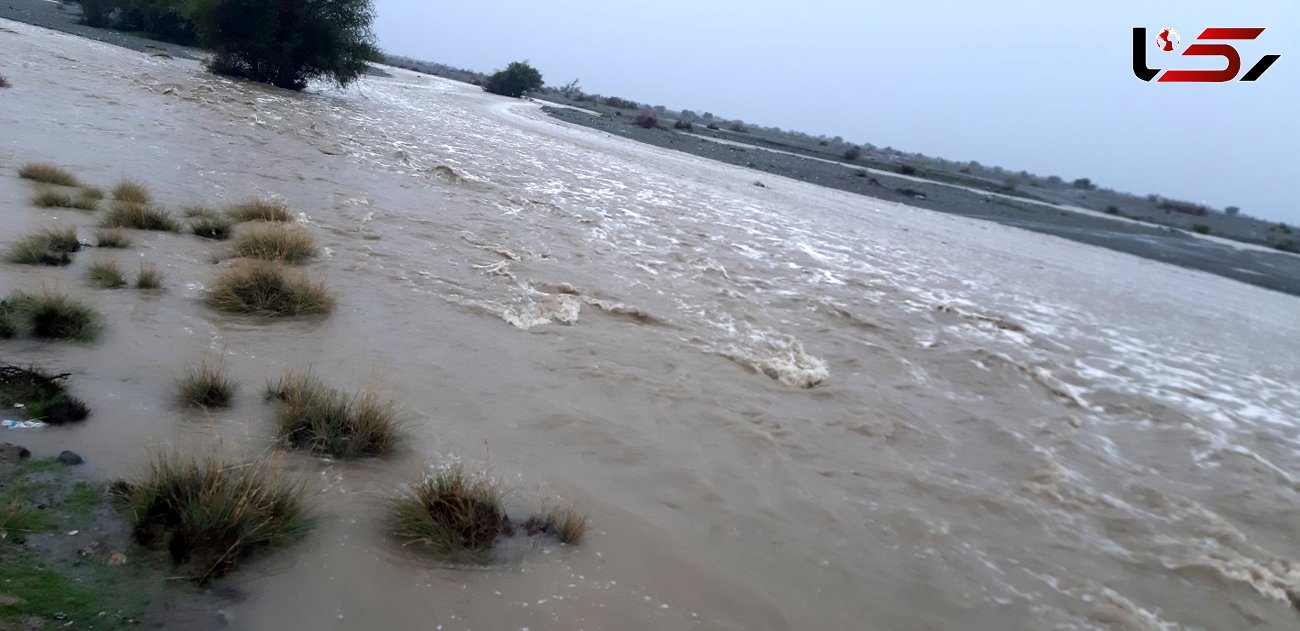 7 روستای قلعه‌گنج در محاصره سیلاب 