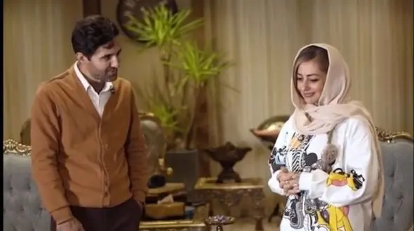 فیلم/آماده شدن برای شب یلدا به سبک نفیسه روشن، همراه با حال و هوای نوستالژی/ کرسی ایرانی با یاد خاطرات خونه مادربزرگ...!