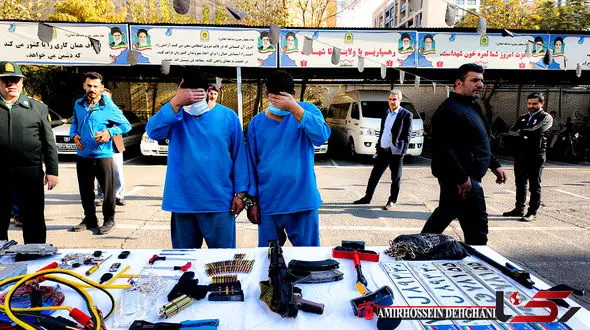 دزدان مسلح مغلوب جی چی اس ماشین مرد تهرانی / نصفه شب بود دیدم آلارم جی پی اس ماشینم زده شد سریع به پلیس زنگ زدم