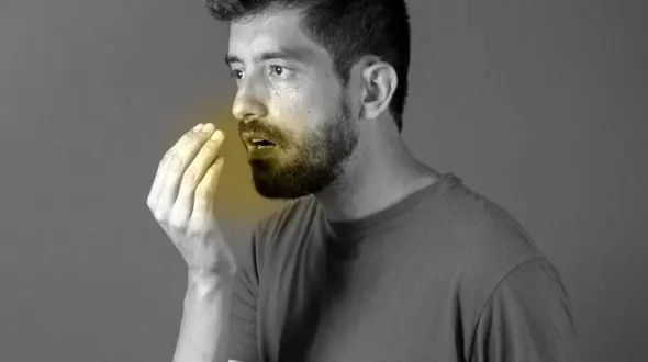 آیا بوی بد دهان، درمان دارد؟