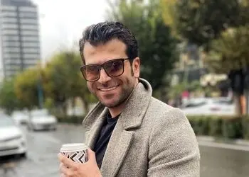 فیلم/ آبروبر مثل روزبه حصاری: زن عموم مهمون اومده بود به مامانم گفتم چرا موز که توی یخچال داریم رو بین میوه ها نذاشتی رفتم موز رو آوردم!