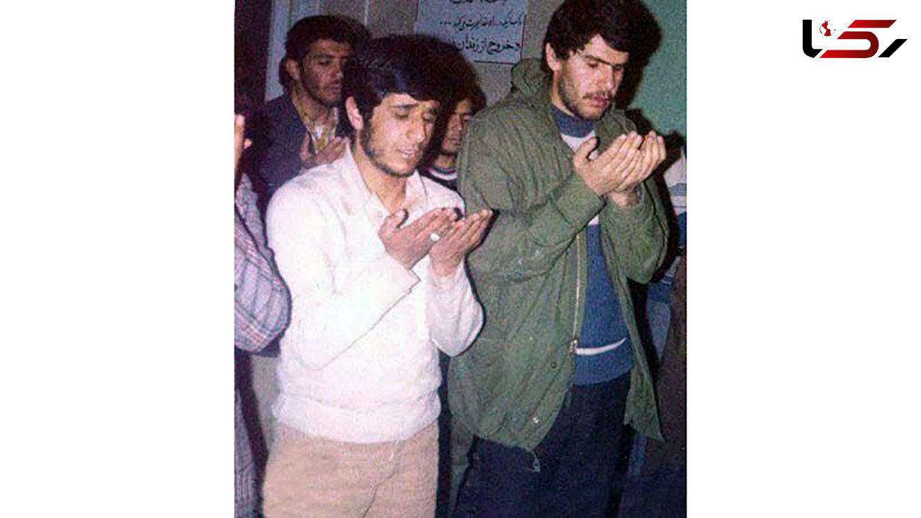 عکسی از جوانی محمود احمدی‌نژاد و صادق محصولی