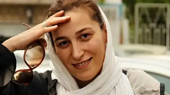 رونمایی فلامک جنیدی بازیگر شب های برره و قهوه تلخ از همسر و دوقلوهایش + فیلم گریه های خانم بازیگر از دوری بچه هاش!