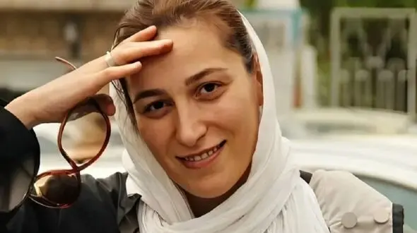 رونمایی فلامک جنیدی بازیگر شب های برره و قهوه تلخ از همسر و دوقلوهایش + فیلم گریه های خانم بازیگر از دوری بچه هاش!