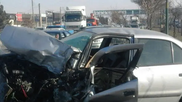 وحشت 7 زن و مرد در تصادف هولناک سمند در جاده کرمان