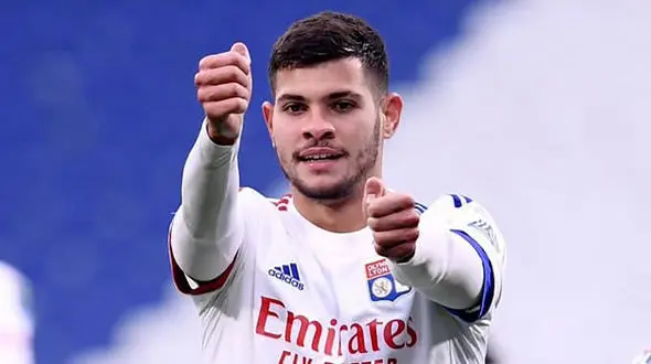 پاسخ مثبت بازیکن برزیلی به نیوکاسل 