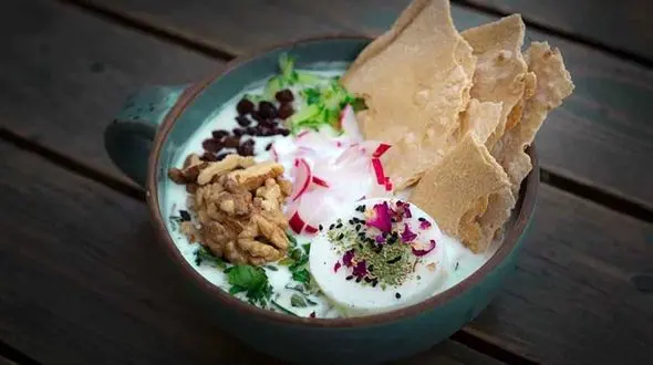 فروش آب دوغ خیار هم آنلاین شد / یک کاسه ۴۳۰ هزار تومان