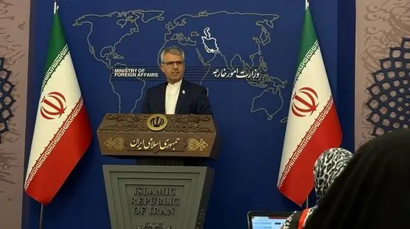 بقائی: با بازگشت استعمار کلاسیک مواجهیم/ آمریکا به‌صراحت کشورهای دیگر را به تغییر حکومت تهدید می‌کند