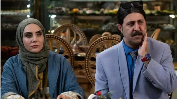 شیوا مکینیان همسر ارسطو در پایتخت ۷ در حال برف بازی + عکس