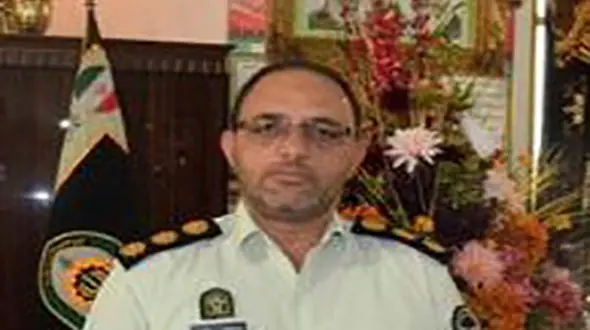 دردسر عکس های منکراتی یک دختر برای 3 پسر جوان