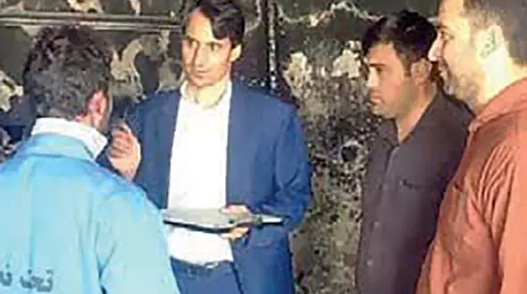 خون و آتش پس از رفاقت کثیف! / قاتل در حمام صحنه را بازسازی کرد+ عکس