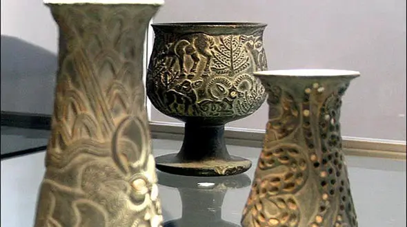 کشف عتیقه های مفرغی در شهرستان دره شهر