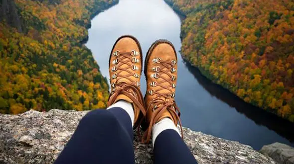 تاثیر شگفت‌انگیز طبیعت و جمع دوستان در آرامش ذهن شما