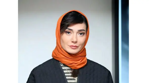 مینا وحید تنها بازیگر بی آرایش ایران ! / تفاوت فاحش با دیگر خانم بازیگران !