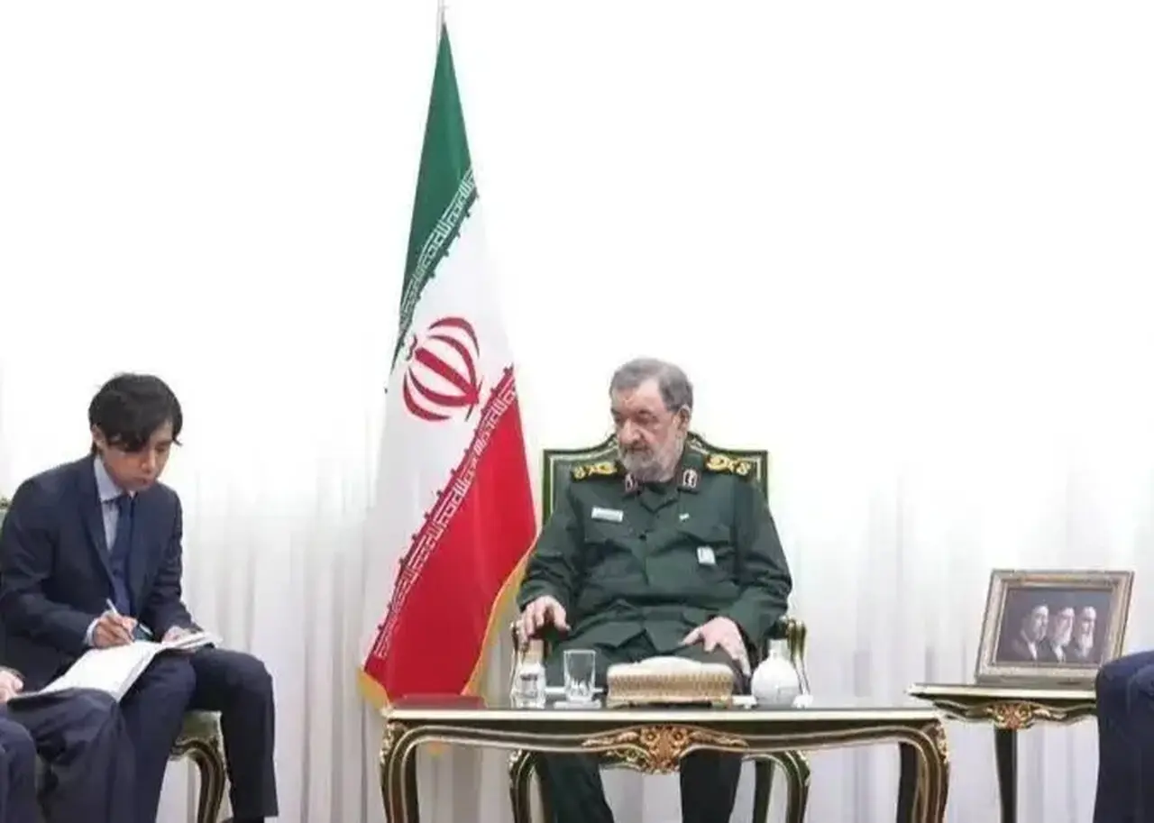 محسن رضایی خواستار پایان جنگ توسط آمریکا شد