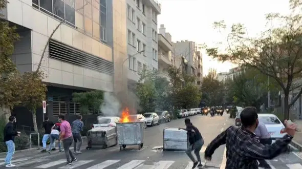 گزارشی از تجمعات امروز در سطح شهر و دانشگاه های تهران