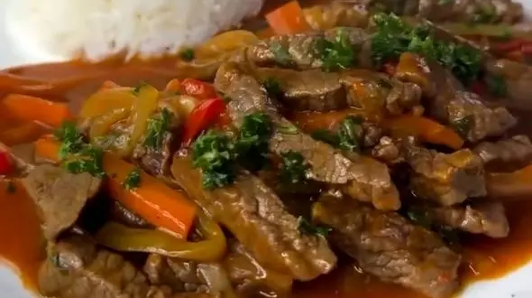 خوراک گوشت و سبزیجات با سس + فیلم