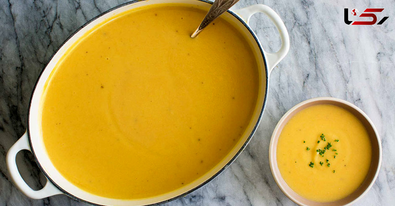 طرز پخت سوپ گل کلم و پنیر چدار با آویشن تازه