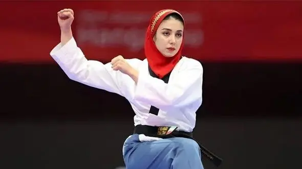 نگاهی به میز غذای مادر دختری مرجان سلحشور بعد از عروس شدنش ؛ از برنج زعفرانی تا ....