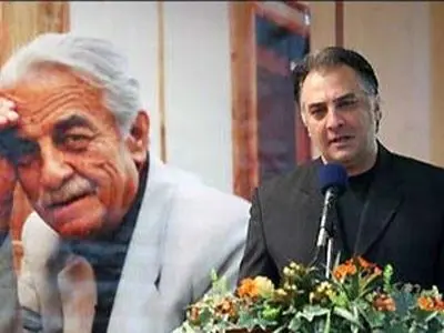 فیلم/ نوستالژی هنری: یادی کنیم از مصاحبه خنده‌دار ایرج نوذری در صندلی داغ با پدرش