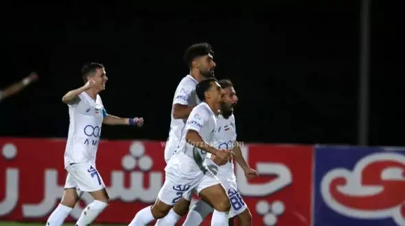 اختلاف شدید در رختکن استقلال؛ واقعیت یا شایعه؟