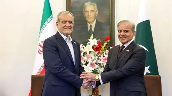 از اهمیت امنیت مرزها تا مقابله جدی با اسرائیل/ تشریح اهداف سفر پزشکیان به پاکستان 