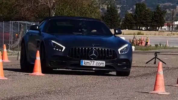 دو کیلومتر افزایش سرعت چه تاثیری بر پایداری خودرو دارد؟