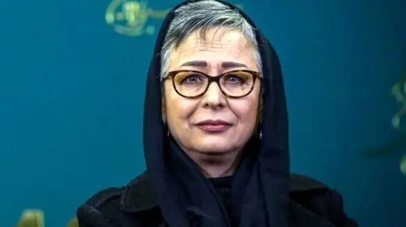 سفر در زمان/ آزیتا حاجیان غوغا به پا کرد؛ مهراوه شریفی نیا کپی مادرش سال 1370