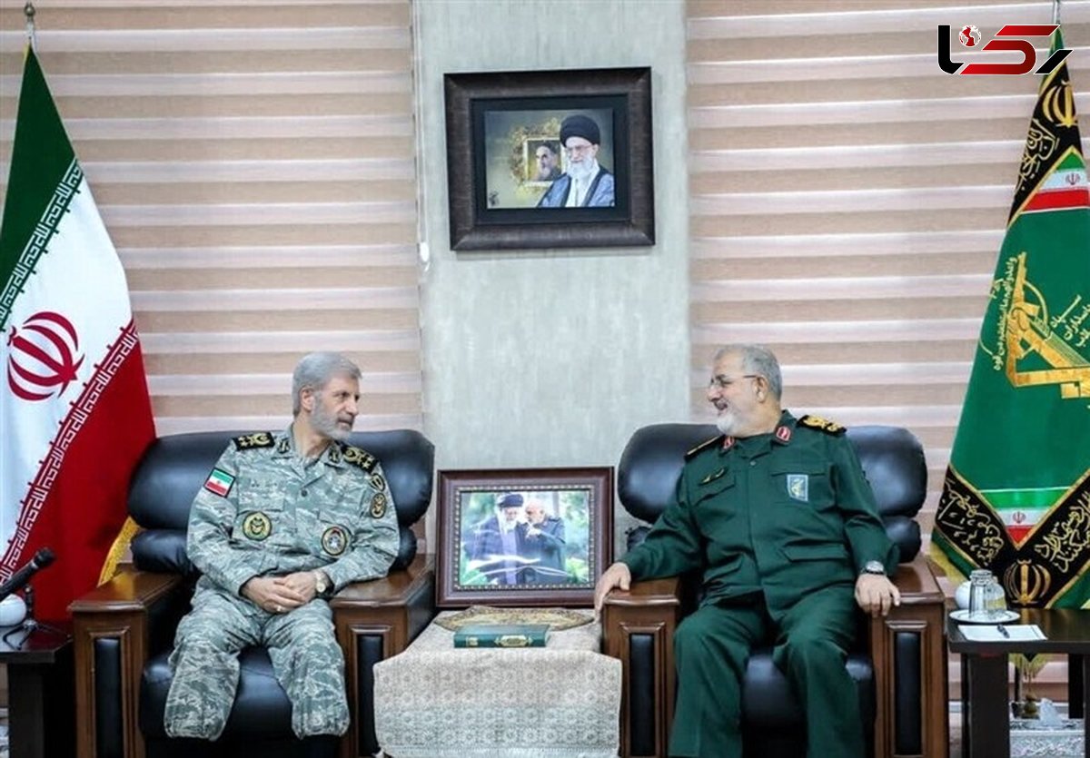 دشمن که آمده بود نظام را به زانو درآورد، خود به زانو درآمد