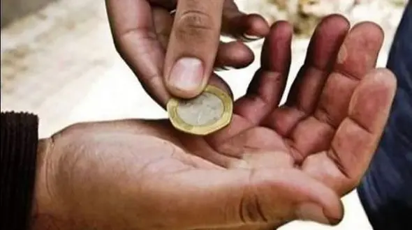 فیلم لو رفتن آبگرمکن پر از طلای گدا  بعد از مرگش ! / ثروتمندی که در فقر مرد !