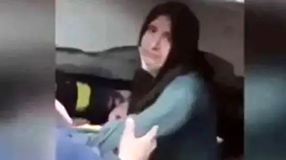 این زن ترک حاضر نشد بدون حجاب از زیر آوار زلزله بیرون بیاید + فیلم