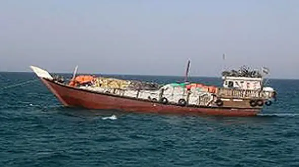 توقیف ۲ شناور حامل بیش از ۴ میلیارد کالای قاچاق