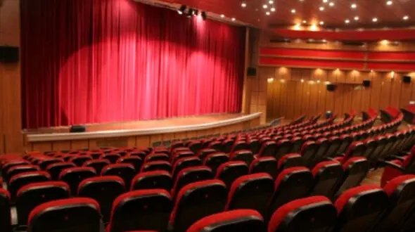 بلیت سینماها در روز جمعه نیم بها است