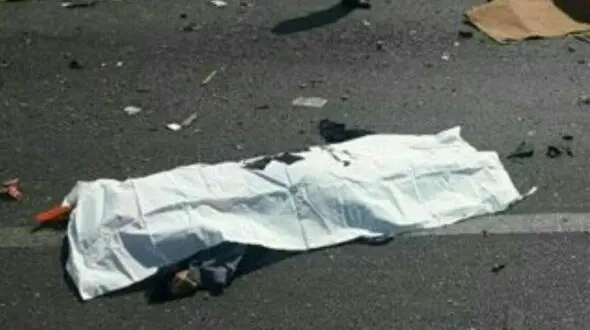 نیسان آبی جان عابر پیاده را گرفت / در بزرگراه آزادگان رخ داد!