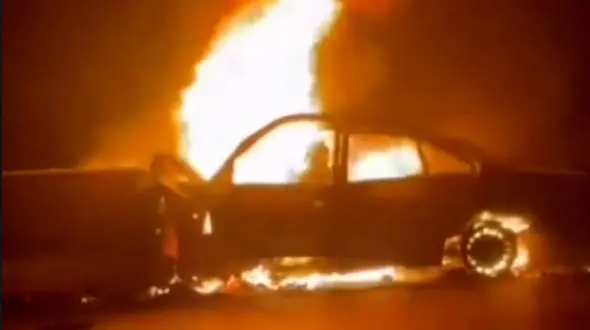 راننده در آتش سوخت و زنده زنده خاکستر شد + فیلم