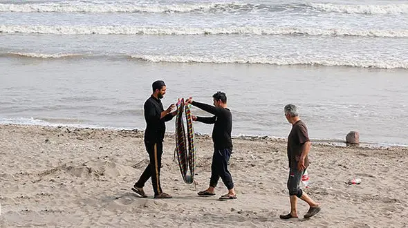 سایه مرگ بر سر 50 زن و مرد در آب های شمال ایران