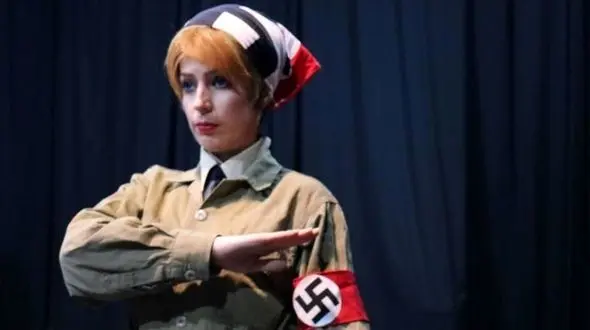 بازیگر «زندان زنان» با شکل و شمایل نازی‌ها